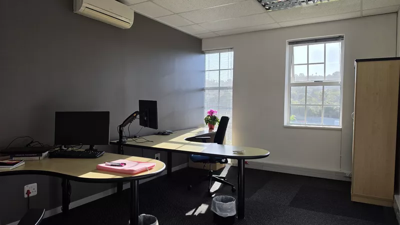 180 m² Office to let in Vineyard Office Estate, Vineyards Office Estate - Vineyards Square North (photo 24)