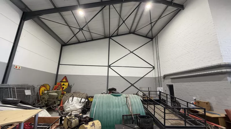 327 m² Industrial to let in Stonewood Estate , 27 Tanzanite Crescent (photo 13)
