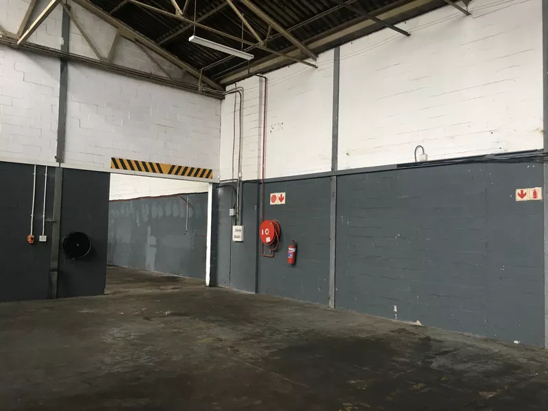 999 m² Industrial to let in Blackheath, Unit 1C (photo 7)