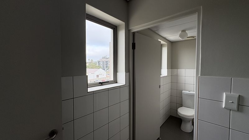 161 m² Office to let in Durbanville, Park Central (photo 32)