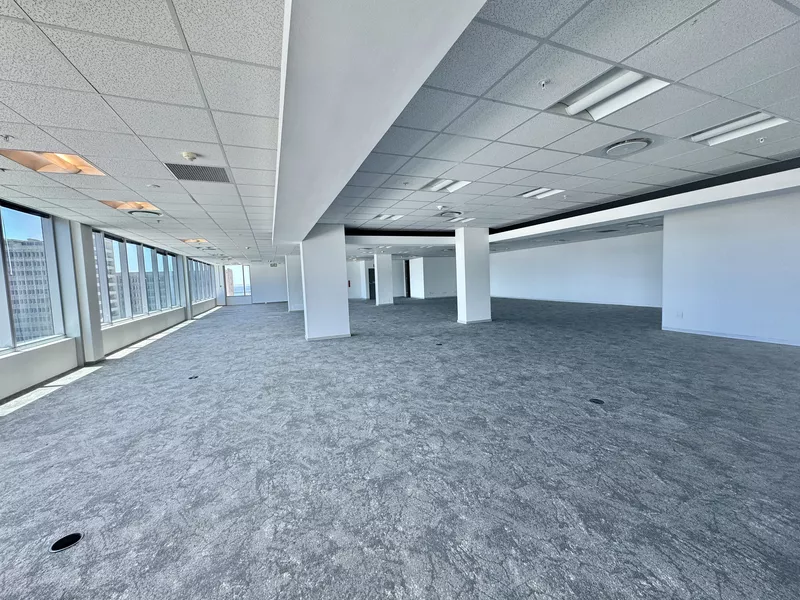 561 m² Office to let in Cape Town City Centre/CBD, Convention Towers (photo 36)