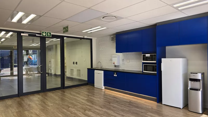 2 029 m² Office to let in Klein D'Aria Estate, Klein D'Aria Office Estate - Block A (North) (photo 17)