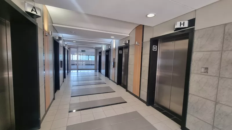 193 m² Office to let in Cape Town City Centre/CBD, The Box (photo 6)
