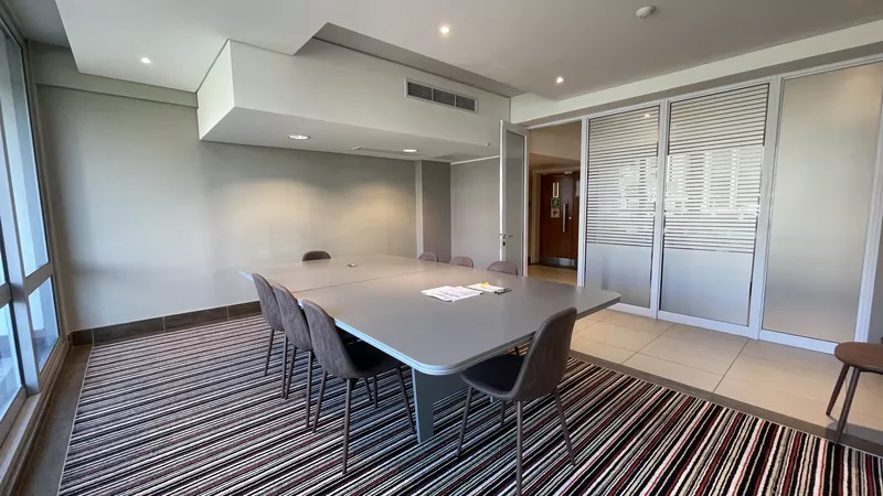 535 m² Office to let in Cape Town City Centre/CBD, 2 Roggebaai (photo 6)