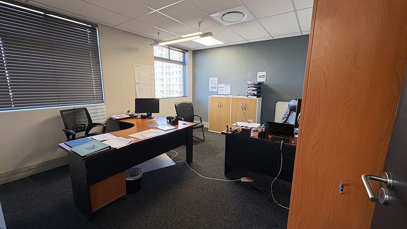 277 m² Office to let in Tyger Waterfront, The Cliffs (photo 22)