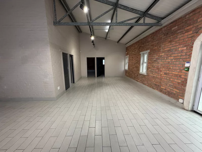 250 m² Office to let in Blackheath, Kwela Park Unit 4 Showroom (photo 4)