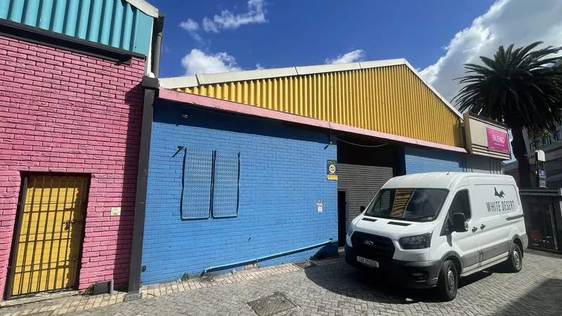 742 m² Industrial to let in Salt River, 33 Salt River Road (photo 6)