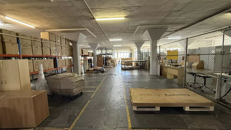 4 832 m² Office to let in Observatory, 9 Browning Road (All Office) (photo 7)