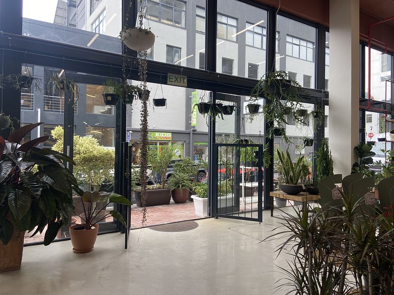 609 m² Retail Property to let in De Waterkant, Old Cape Quarter (photo 5)