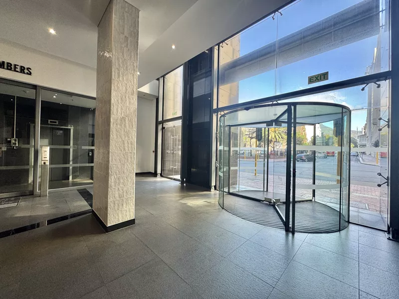 509 m² Office to let in Cape Town City Centre/CBD, Mandela Rhodes Place (photo 2)