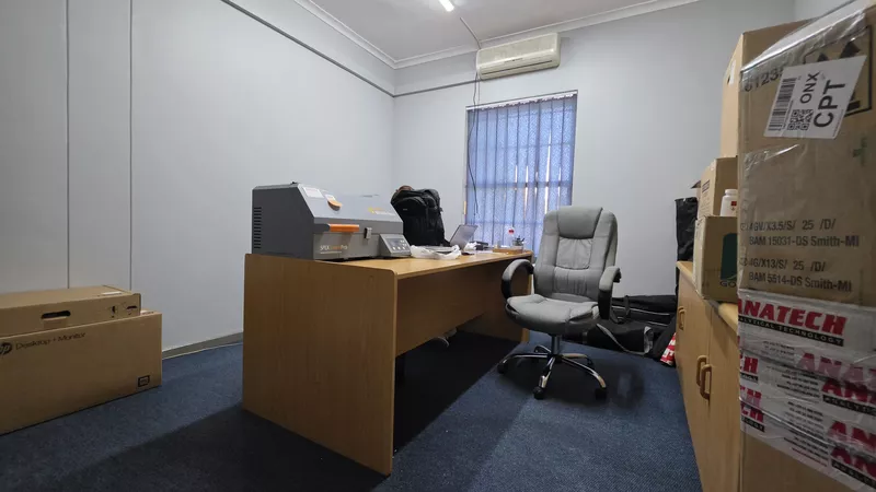95 m² Office for sale in Bellville, Old Dutch Square (photo 15)