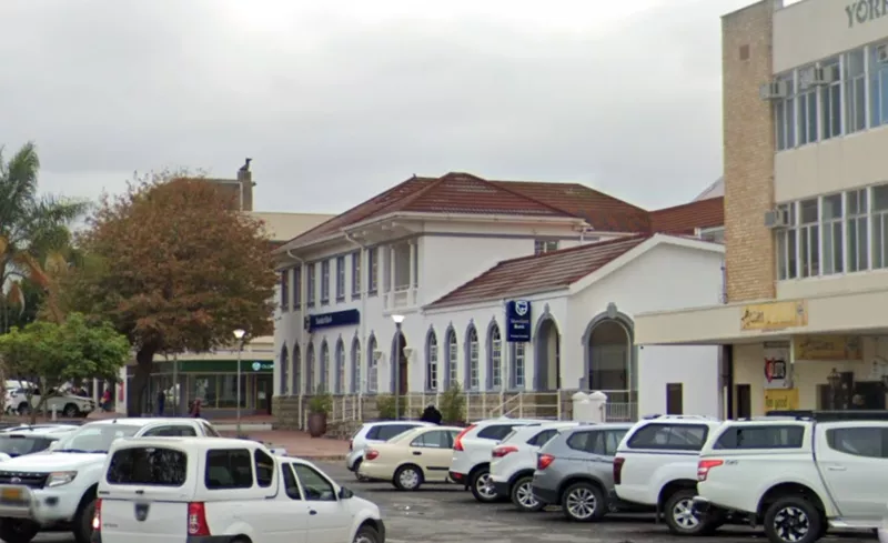 1 199 m² Investments for sale in George, South Africa, Standard Bank Building, George (photo 3)
