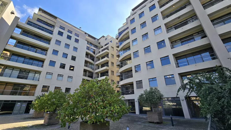346 m² Office to let in Tyger Waterfront, The Cliffs (photo 2)