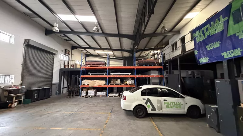 1 067 m² Industrial to let in Brackenfell, 9 Teejay Street (photo 13)