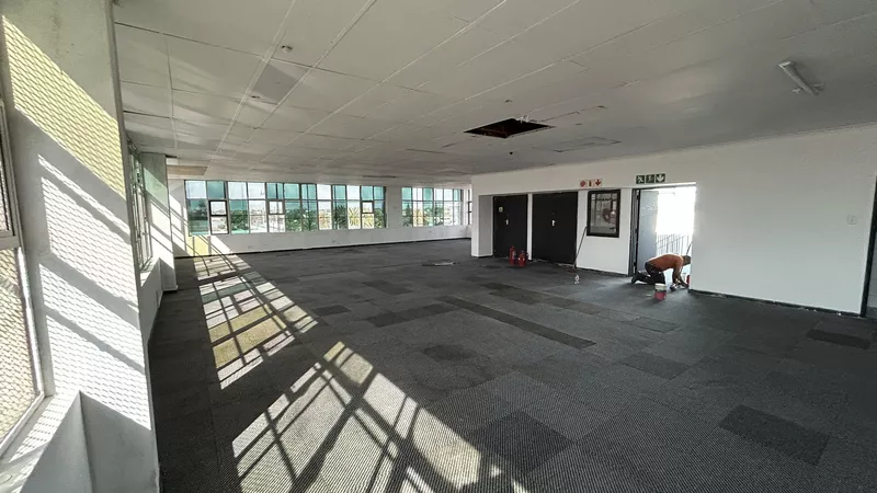 850 m² Office to let in Athlone, Shoprite Building (photo 21)