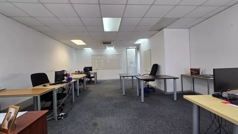 1 400 m² Office to let in Tyger Valley, Bloemhof (photo 56)