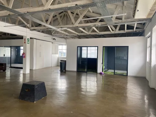 280 m² Office to let in Cape Town, Planet Art (photo 6)