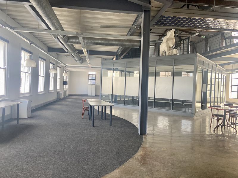 903 m² Office to let in Cape Town City Centre/CBD, Velocity House (photo 5)