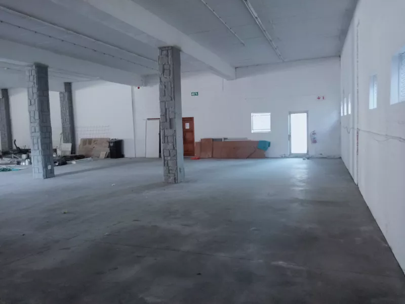 730 m² Office to let in Southern Suburbs, 186 Main Road, Diep River (photo 8)