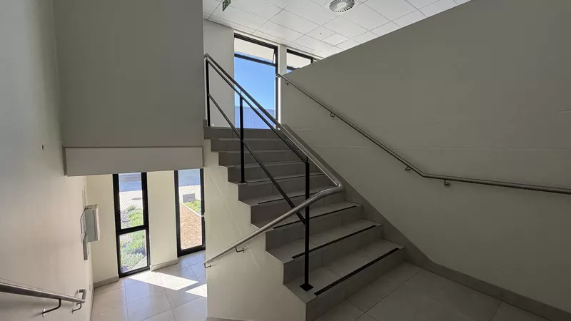 332 m² Industrial to let in Kraaifontein, 1 Tanzanite Crescent - Stonewood JV (photo 8)