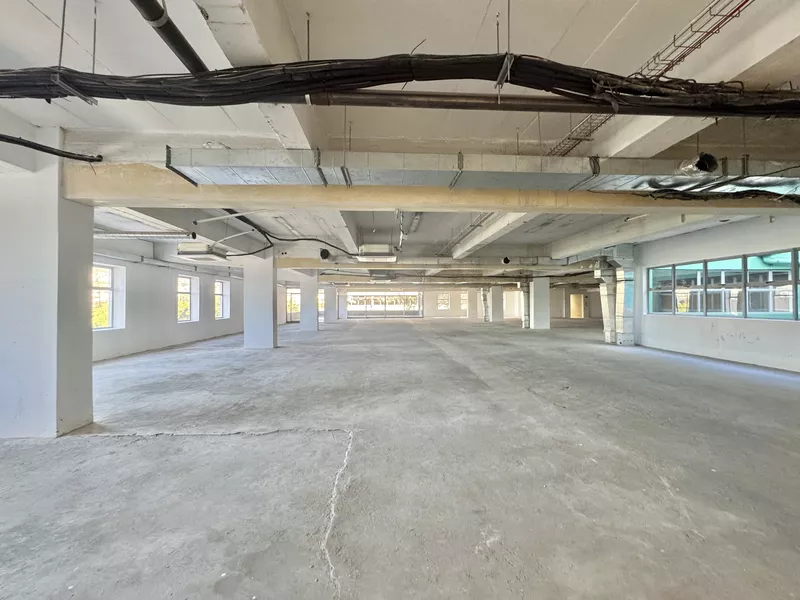 2 402 m² Office to let in Cape Town, Amber Place (photo 4)