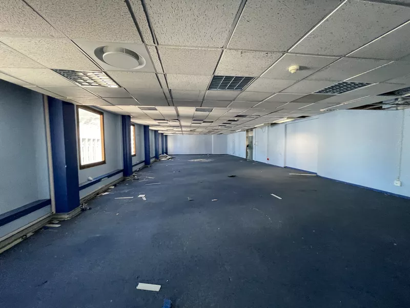 1 200 m² Office to let in Cape Town City Centre/CBD, Matador Centre (photo 11)