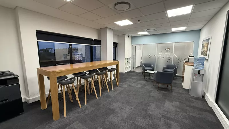 503 m² Office to let in Claremont, The Citadel (photo 19)
