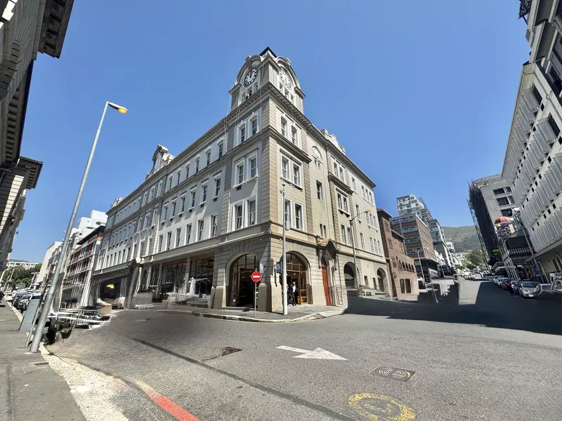 903 m² Office to let in Cape Town City Centre/CBD, Velocity House (photo 1)