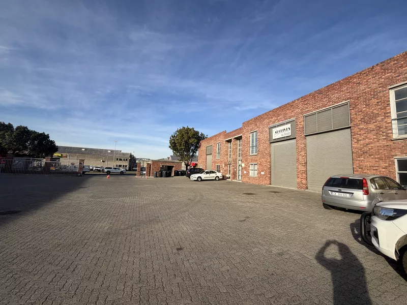 1 099 m² Industrial to let in Stikland Industrial, Santos Park, Stikland (photo 37)