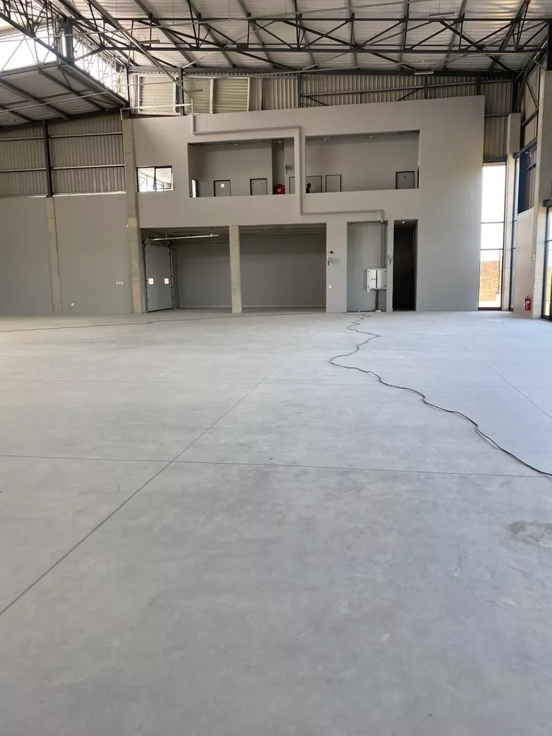 871 m² Industrial to let in George, South Africa, 50 Pioneer Street, George (photo 12)