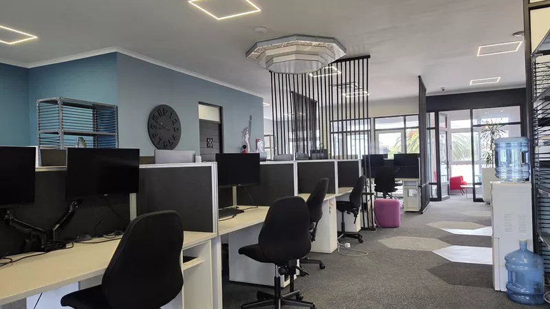432 m² Office to let in Century Square, Century Square - Block D (photo 26)