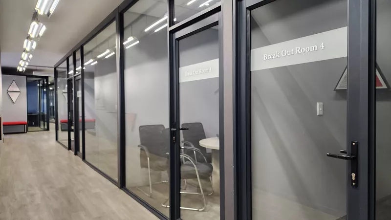 3 132 m² Office for sale in Waterford Place Office Park, 1 Boundary Road (photo 41)
