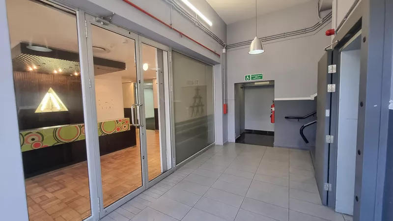 1 984 m² Office to let in Cape Town City Centre/CBD, The Bergstan (photo 40)