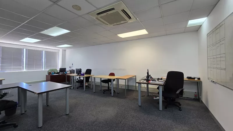 1 400 m² Office to let in Tyger Valley, Bloemhof (photo 57)