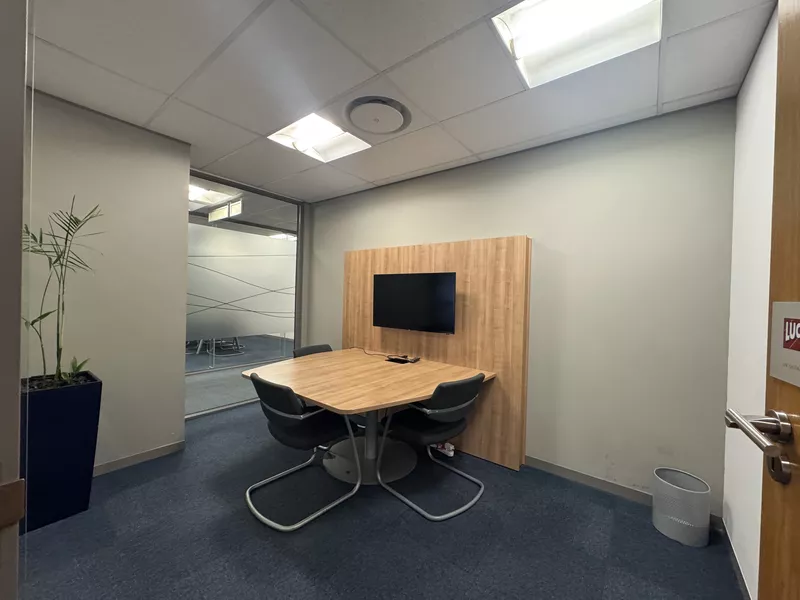 5 030 m² Office to let in Cape Town City Centre/CBD, Oceana House (photo 43)