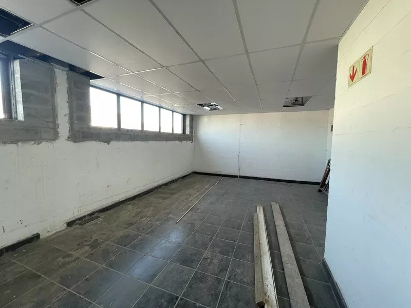 398 m² Industrial to let in Retreat Industrial, South Palms Industrial Park (photo 6)