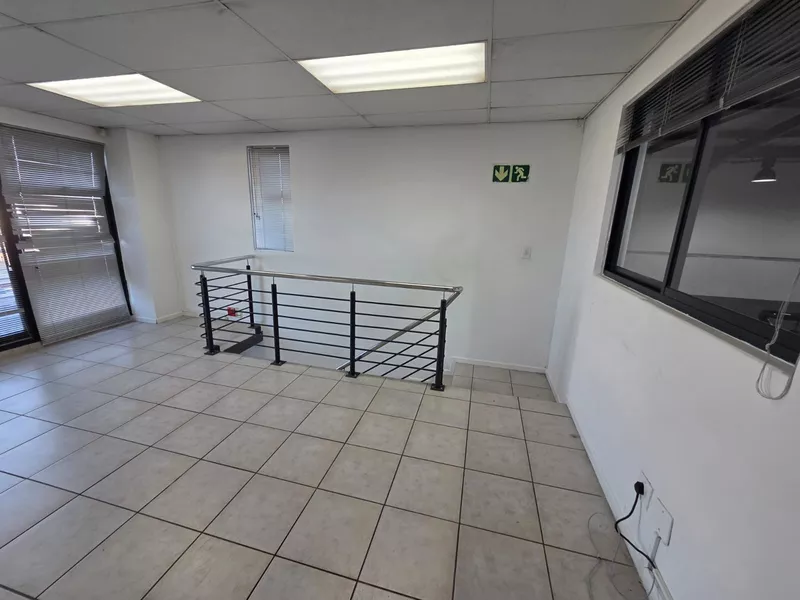528 m² Industrial to let in Firgrove Rural, The Grove Business Estate (photo 6)