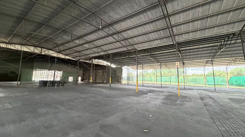 11 600 m² Industrial to let in Paarl, Lambrecht Street, Paarl (photo 17)