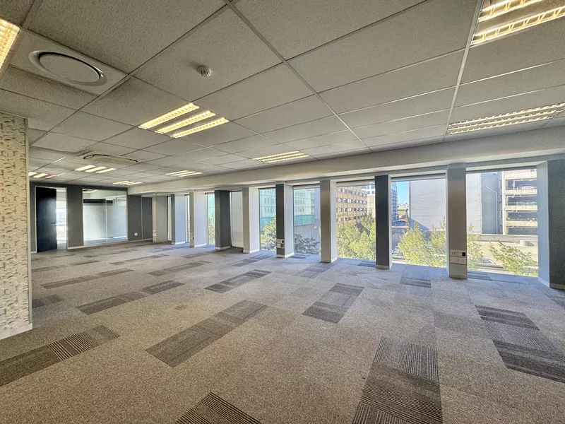 385 m² Office to let in Cape Town City Centre/CBD, Thomas Pattullo (photo 9)