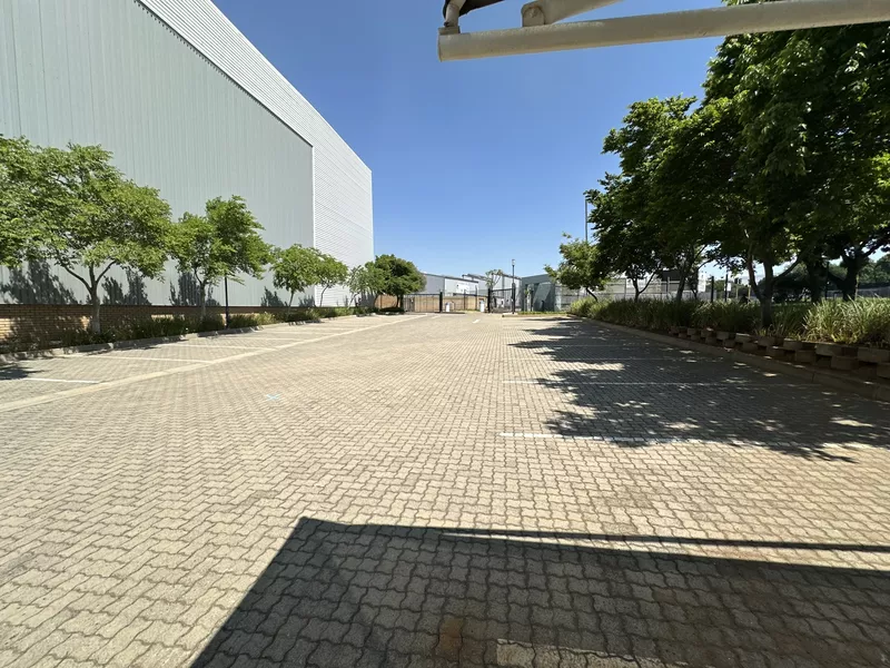 7 739 m² Industrial to let in Meadowdale, 190 Barbara Road (photo 65)
