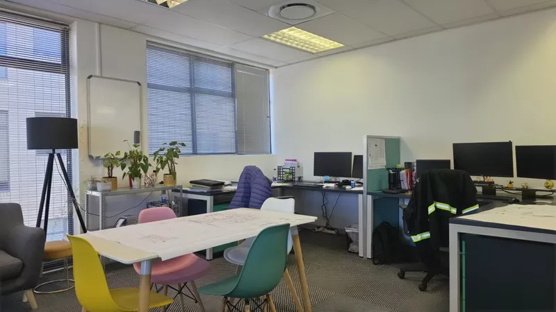 429 m² Office to let in Tygerberg Office Park, Tygerberg Office Park - Plattekloof House (photo 19)