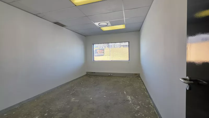 1 400 m² Office to let in Tyger Valley, Bloemhof (photo 27)