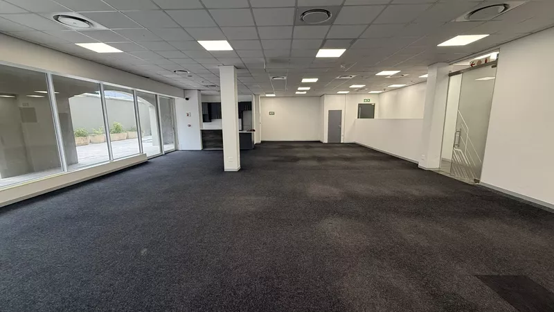 402 m² Office to let in Claremont, 200 On Main (photo 9)