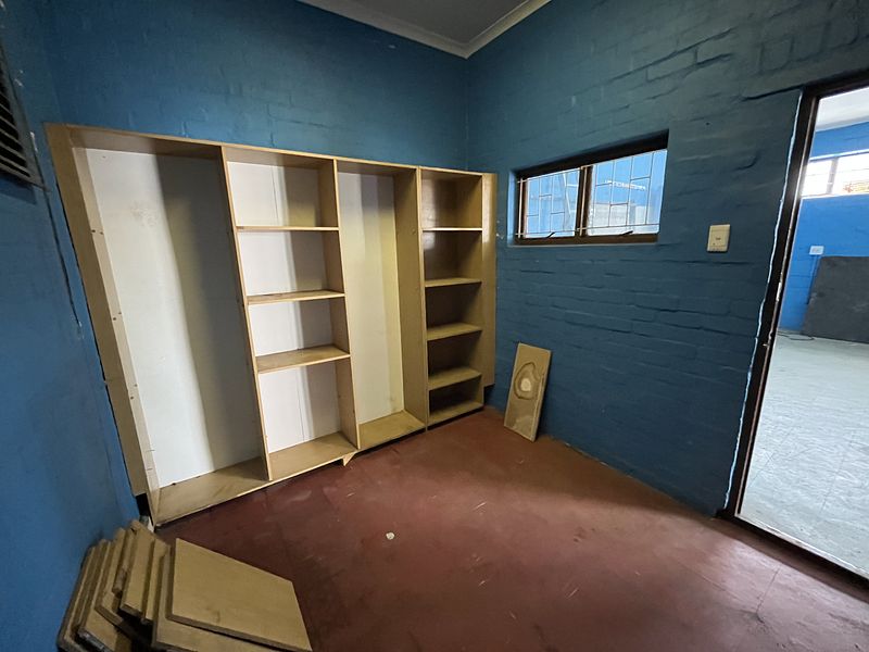 400 m² Industrial for sale in Elsies Rivier, 50 Epping Avenue (photo 26)