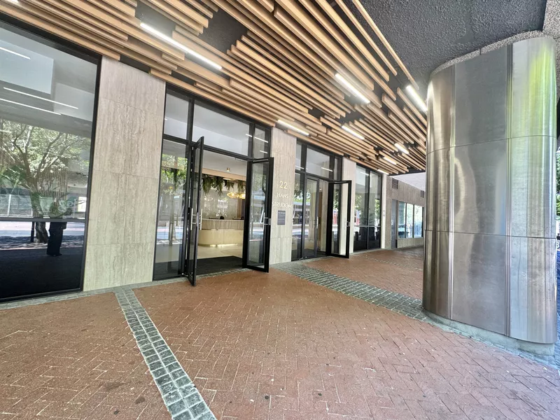 416 m² Office to let in Cape Town City Centre/CBD, 22 Hans Strijdom Avenue (photo 3)