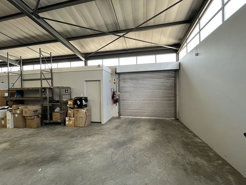 626 m² Industrial to let in Viking Park , 7 Thor Circle (photo 4)