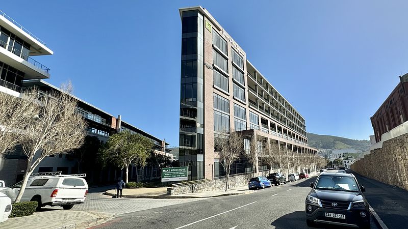 18 941 m² Office to let in Gardens, Wembley 2 (photo 4)