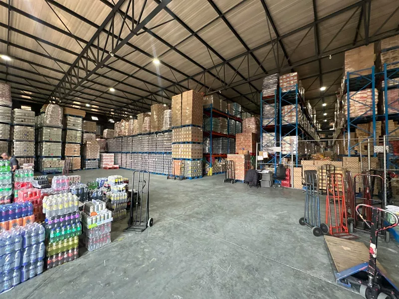 2 348 m² Industrial to let in Johannesburg, 3 Platinum Road (photo 4)