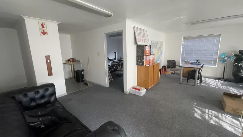 274 m² Industrial to let in Western Province Park, 3 Techno Crescent (photo 9)