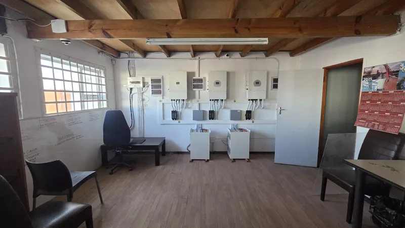600 m² Industrial for sale in Strand, 43 George Street, George Park, Strand (photo 20)